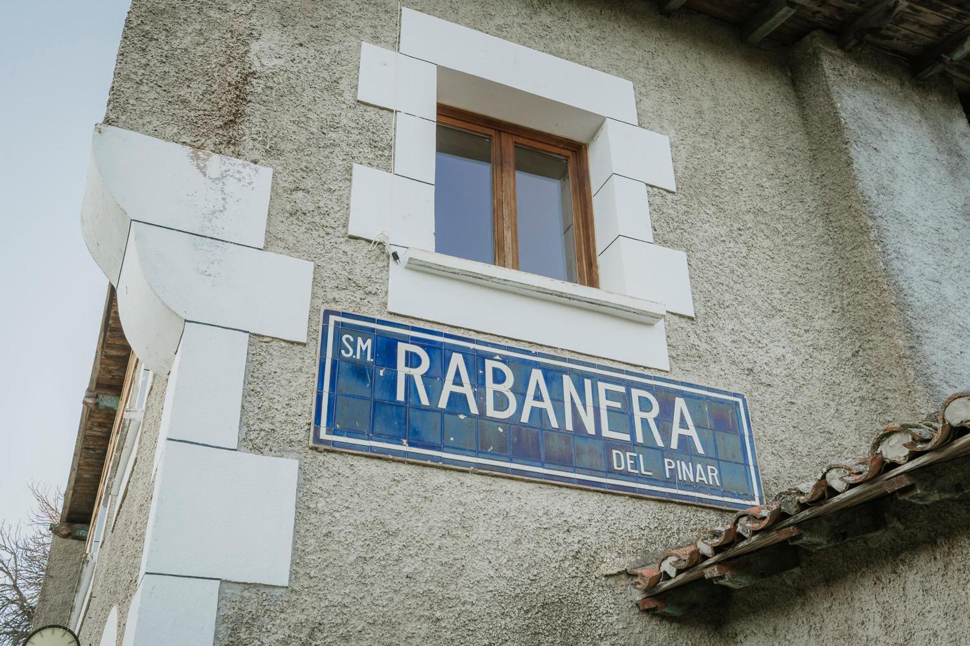 Hostal La Estacion De Rabanera Rabanera del Pinar Exterior foto